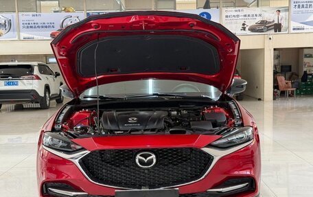 Mazda CX-4, 2021 год, 2 400 000 рублей, 7 фотография
