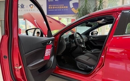 Mazda CX-4, 2021 год, 2 400 000 рублей, 8 фотография