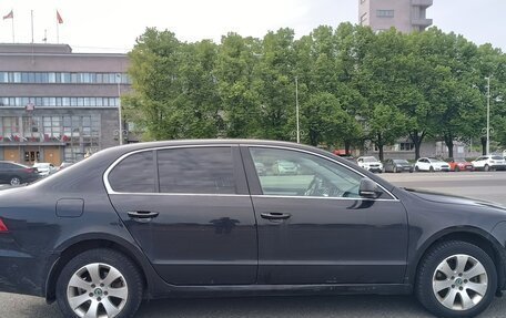 Skoda Superb III рестайлинг, 2012 год, 650 000 рублей, 2 фотография