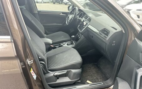 Volkswagen Tiguan II, 2018 год, 2 299 000 рублей, 6 фотография