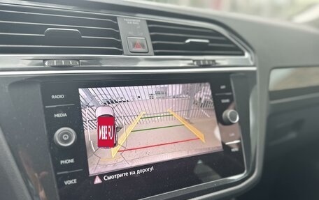 Volkswagen Tiguan II, 2018 год, 2 299 000 рублей, 9 фотография