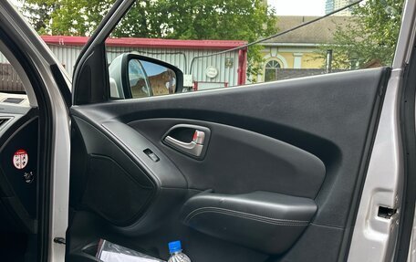 Hyundai ix35 I рестайлинг, 2012 год, 1 090 000 рублей, 11 фотография