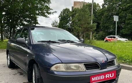 Mitsubishi Carisma I, 1999 год, 200 000 рублей, 4 фотография