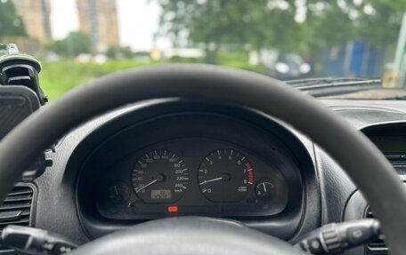 Mitsubishi Carisma I, 1999 год, 200 000 рублей, 10 фотография