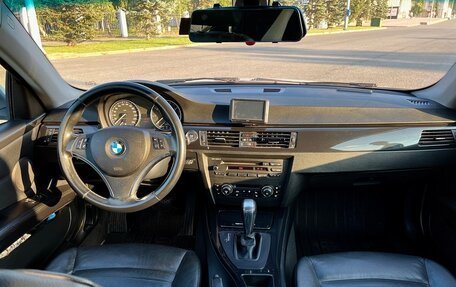 BMW 3 серия, 2010 год, 1 300 000 рублей, 11 фотография