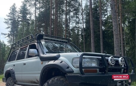 Toyota Land Cruiser 80 рестайлинг, 1997 год, 1 590 000 рублей, 8 фотография