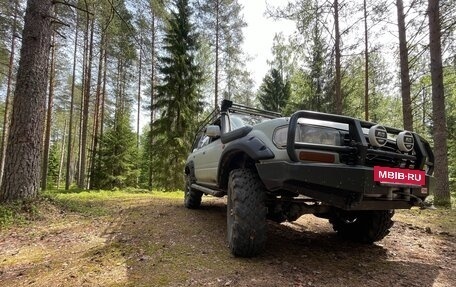 Toyota Land Cruiser 80 рестайлинг, 1997 год, 1 590 000 рублей, 6 фотография