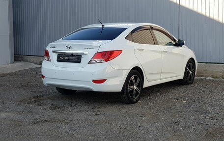 Hyundai Solaris II рестайлинг, 2013 год, 999 000 рублей, 3 фотография