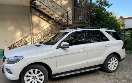 Mercedes-Benz M-Класс, 2013 год, 2 500 000 рублей, 2 фотография