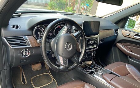 Mercedes-Benz M-Класс, 2013 год, 2 500 000 рублей, 8 фотография