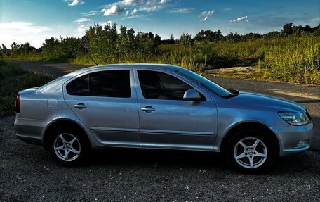 Skoda Octavia, 2010 год, 749 000 рублей, 2 фотография
