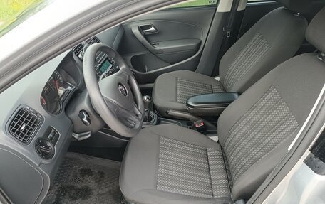 Volkswagen Polo VI (EU Market), 2015 год, 840 000 рублей, 13 фотография