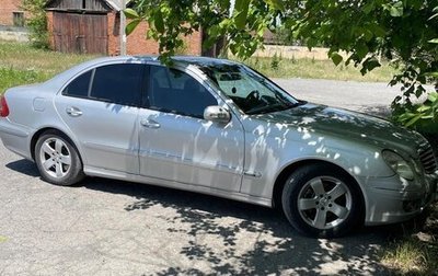 Mercedes-Benz E-Класс, 2004 год, 850 000 рублей, 1 фотография