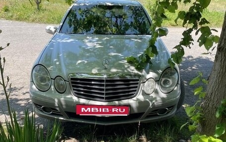 Mercedes-Benz E-Класс, 2004 год, 850 000 рублей, 5 фотография