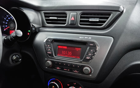 KIA Rio III рестайлинг, 2015 год, 679 000 рублей, 17 фотография