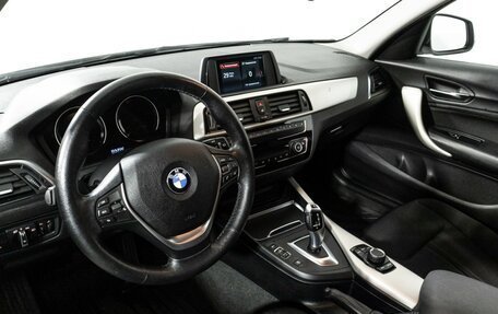 BMW 1 серия, 2018 год, 1 799 898 рублей, 11 фотография