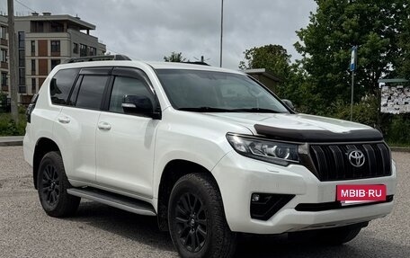 Toyota Land Cruiser Prado 150 рестайлинг 2, 2020 год, 4 900 000 рублей, 8 фотография