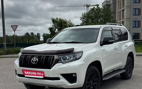 Toyota Land Cruiser Prado 150 рестайлинг 2, 2020 год, 4 900 000 рублей, 7 фотография