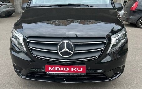 Mercedes-Benz Vito, 2020 год, 5 650 000 рублей, 2 фотография