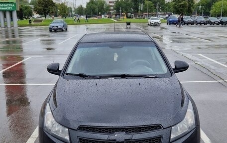 Chevrolet Cruze II, 2010 год, 750 000 рублей, 2 фотография