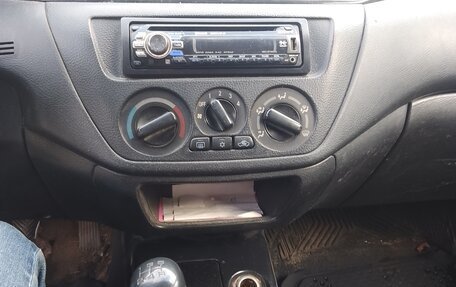 Mitsubishi Lancer IX, 2005 год, 205 000 рублей, 10 фотография