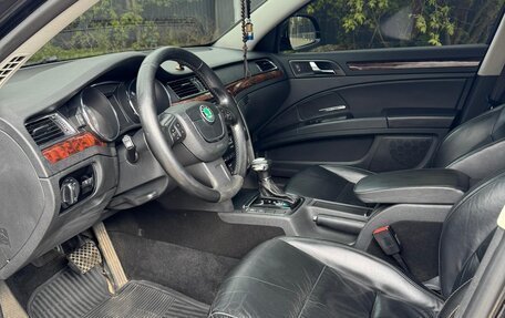 Skoda Superb III рестайлинг, 2011 год, 1 500 000 рублей, 11 фотография