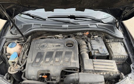 Skoda Superb III рестайлинг, 2011 год, 1 500 000 рублей, 22 фотография