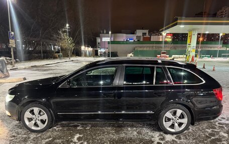 Skoda Superb III рестайлинг, 2011 год, 1 500 000 рублей, 23 фотография