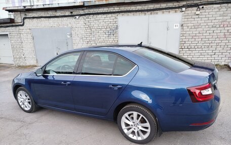 Skoda Octavia, 2017 год, 1 940 000 рублей, 3 фотография