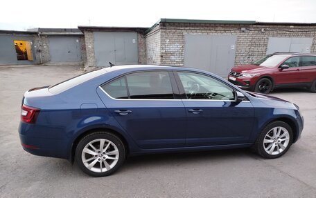 Skoda Octavia, 2017 год, 1 940 000 рублей, 6 фотография