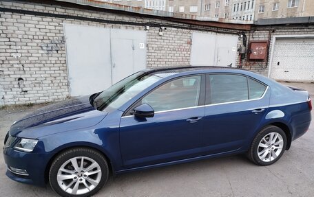 Skoda Octavia, 2017 год, 1 940 000 рублей, 2 фотография