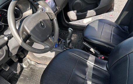 Renault Sandero II рестайлинг, 2017 год, 1 050 000 рублей, 14 фотография