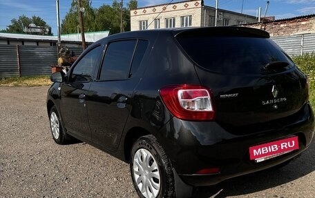 Renault Sandero II рестайлинг, 2017 год, 1 050 000 рублей, 4 фотография
