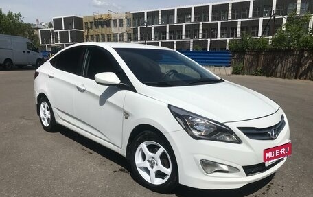 Hyundai Solaris II рестайлинг, 2016 год, 1 100 000 рублей, 2 фотография
