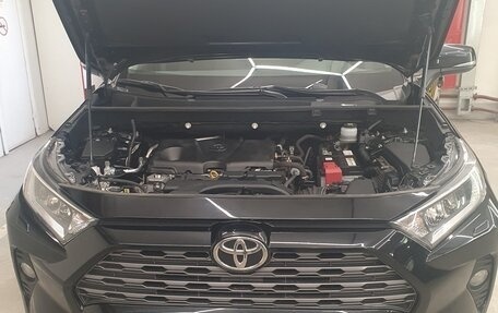 Toyota RAV4, 2021 год, 4 100 000 рублей, 5 фотография