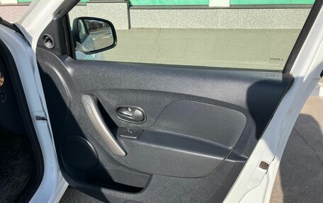 Renault Logan II, 2020 год, 790 000 рублей, 3 фотография