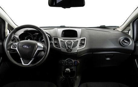 Ford Fiesta, 2015 год, 749 000 рублей, 10 фотография