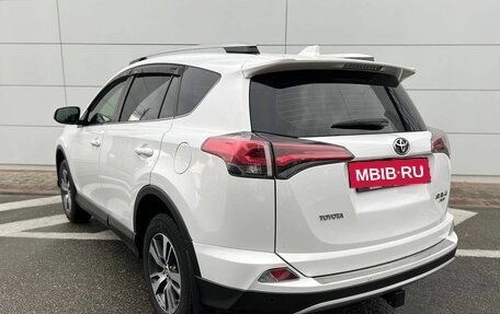 Toyota RAV4, 2015 год, 2 290 000 рублей, 9 фотография
