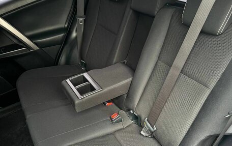 Toyota RAV4, 2015 год, 2 290 000 рублей, 18 фотография