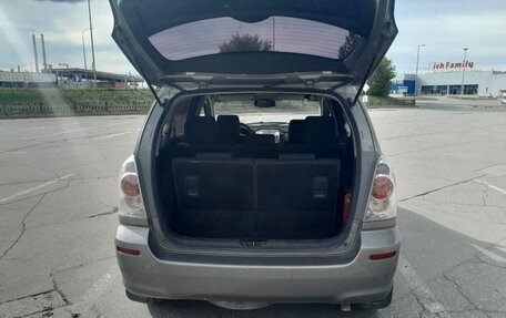 Toyota Corolla Verso I, 2005 год, 800 000 рублей, 9 фотография