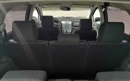 Toyota Corolla Verso I, 2005 год, 800 000 рублей, 10 фотография