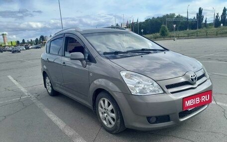 Toyota Corolla Verso I, 2005 год, 800 000 рублей, 3 фотография