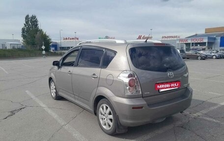 Toyota Corolla Verso I, 2005 год, 800 000 рублей, 6 фотография