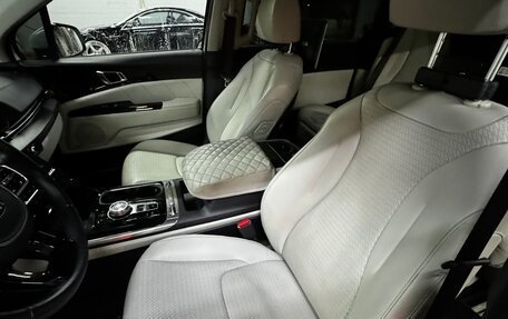 KIA Carnival, 2021 год, 4 850 000 рублей, 26 фотография