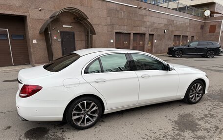 Mercedes-Benz E-Класс, 2019 год, 4 650 000 рублей, 5 фотография
