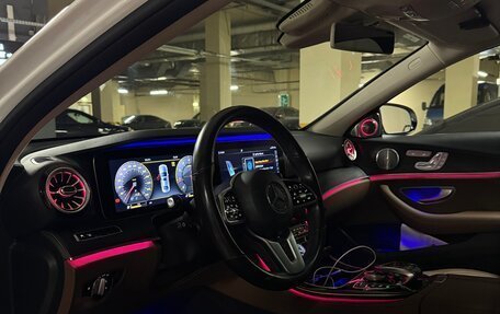 Mercedes-Benz E-Класс, 2019 год, 4 650 000 рублей, 18 фотография