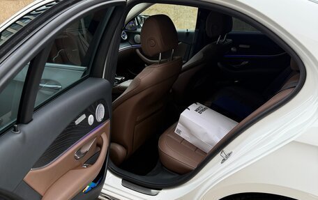 Mercedes-Benz E-Класс, 2019 год, 4 650 000 рублей, 12 фотография