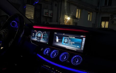 Mercedes-Benz E-Класс, 2019 год, 4 650 000 рублей, 19 фотография