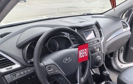 Hyundai Santa Fe III рестайлинг, 2016 год, 1 500 000 рублей, 20 фотография
