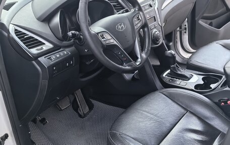 Hyundai Santa Fe III рестайлинг, 2016 год, 1 500 000 рублей, 24 фотография